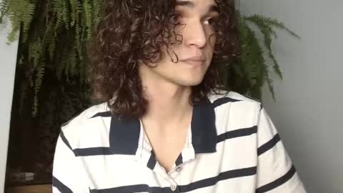 Snapshot of halan_jr chatting on March 7, 2025, 6:46 am halan online show from March 7, 2025, 6:46 am