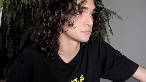 Snapshot of halan_jr chatting on March 8, 2025, 7:38 am halan online show from March 8, 2025, 7:38 am