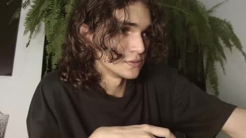 Snapshot of halan_jr chatting on March 12, 2025, 7:02 am halan online show from March 12, 2025, 7:02 am