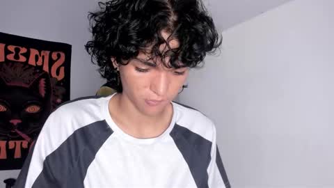 Snapshot of halan_jr chatting on September 25, 2025, 7:17 pm halan online show from September 25, 2025, 7:17 pm