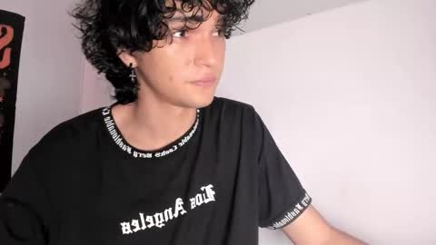 Snapshot of halan_jr chatting on September 26, 2025, 12:42 pm halan online show from September 26, 2025, 12:42 pm