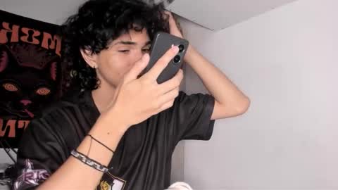 Snapshot of halan_jr chatting on September 30, 2025, 6:57 pm halan online show from September 30, 2025, 6:57 pm