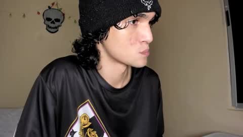 Snapshot of halan_jr chatting on November 17, 2025, 5:24 am halan online show from November 17, 2025, 5:24 am