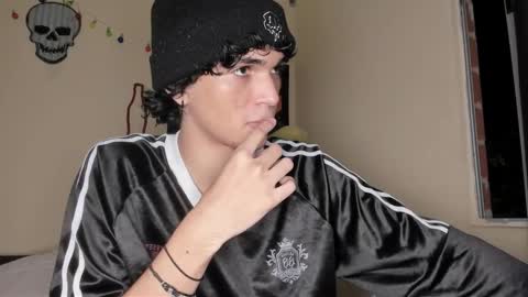 Snapshot of halan_jr chatting on November 25, 2025, 9:20 am halan online show from November 25, 2025, 9:20 am