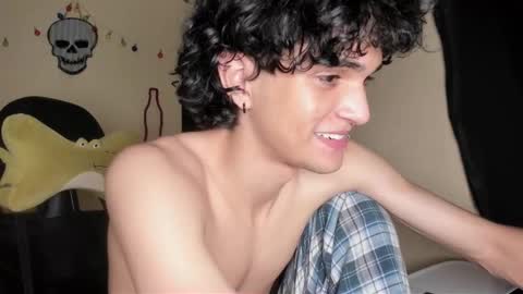 Snapshot of halan_jr chatting on November 25, 2025, 11:05 pm halan online show from November 25, 2025, 11:05 pm