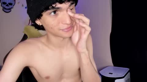 Snapshot of halan_jr chatting on December 5, 2025, 6:55 am halan online show from December 5, 2025, 6:55 am