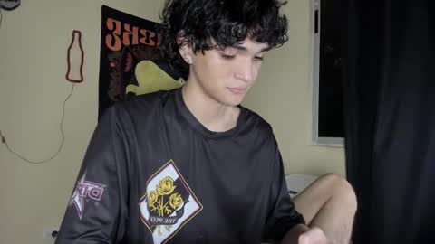 Snapshot of halan_jr chatting on December 20, 2025, 5:14 am halan online show from December 20, 2025, 5:14 am