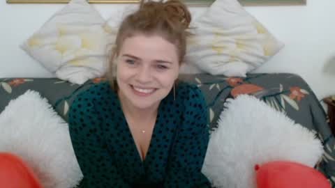 Snapshot of haleyreedme chatting on February 21, 2025, 7:56 am Haley online show from February 21, 2025, 7:56 am