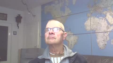 Snapshot of hamto65 chatting on March 11, 2025, 10:31 pm Prefer men 80 online show from March 11, 2025, 10:31 pm