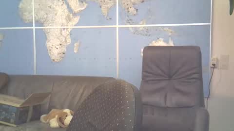 Snapshot of hamto65 chatting on November 9, 2025, 8:51 pm Prefer men 80 online show from November 9, 2025, 8:51 pm