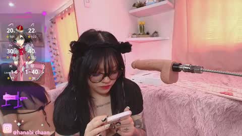 Snapshot of hanabi___ chatting on October 20, 2025, 1:00 pm   online show from October 20, 2025, 1:00 pm