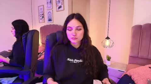 Snapshot of hanabie_ chatting on February 1, 2026, 3:16 am hanabie_ online show from February 1, 2026, 3:16 am