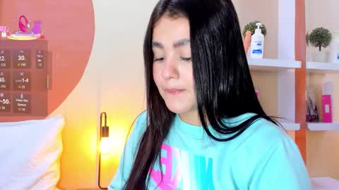 HANAH  online show from January 7, 2026, 2:08 pm