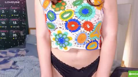 Snapshot of hanahwoods chatting on October 19, 2025, 1:17 am hanahwoods online show from October 19, 2025, 1:17 am