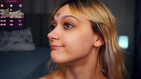 Snapshot of hanalif chatting on February 5, 2025, 9:25 am Blair and Ethel online show from February 5, 2025, 9:25 am