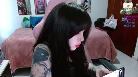 Madeleine online show from September 9, 2025, 10:42 pm