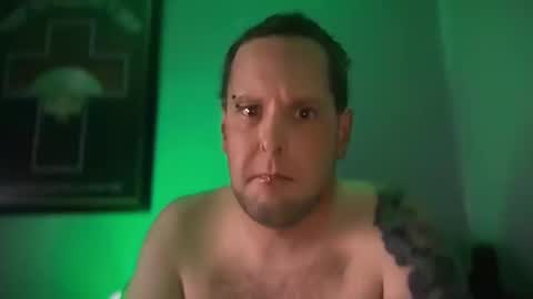 hand_banana_420 online show from October 13, 2025, 4:01 am