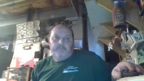 Snapshot of handiemanhere chatting on March 8, 2026, 5:00 am naked man online show from March 8, 2026, 5:00 am