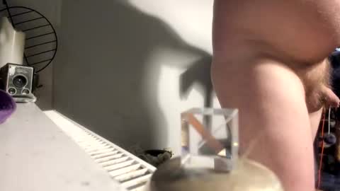 handncocknocum online show from December 21, 2024, 8:43 pm