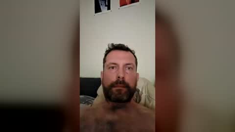 Snapshot of handsome37_ chatting on June 26, 2026, 9:46 am handsome37_ online show from June 26, 2026, 9:46 am