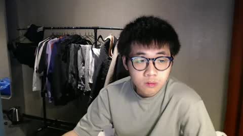 Snapshot of handsome_mannn chatting on February 28, 2025, 9:55 pm handsome_mannn online show from February 28, 2025, 9:55 pm