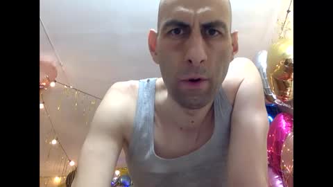 Snapshot of handsomealfie chatting on March 7, 2026, 2:08 am HandsomeAlfie online show from March 7, 2026, 2:08 am