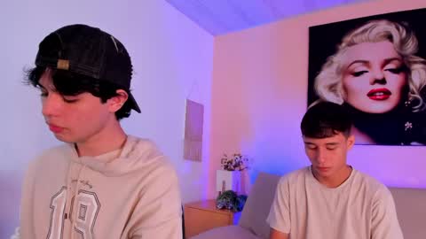 Snapshot of handsomeboys19 chatting on April 24, 2026, 2:41 pm leonardfarrucknick and otis online show from April 24, 2026, 2:41 pm