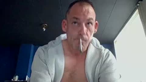 Snapshot of handsomeguy4ever chatting on November 8, 2025, 2:06 pm handsomeguy4ever online show from November 8, 2025, 2:06 pm