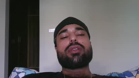 Snapshot of handsomemfker chatting on September 17, 2025, 3:41 am Pakicock online show from September 17, 2025, 3:41 am