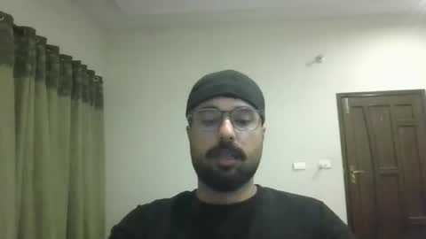 Snapshot of handsomemfker chatting on March 8, 2026, 6:44 pm Pakicock online show from March 8, 2026, 6:44 pm