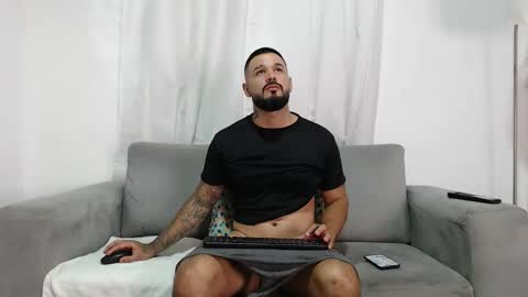 Snapshot of handsomen69 chatting on March 14, 2026, 2:17 am Handsomen online show from March 14, 2026, 2:17 am