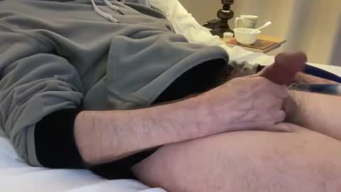 Snapshot of handsomeone6969 chatting on February 8, 2026, 6:06 am Handsomeone6969 online show from February 8, 2026, 6:06 am