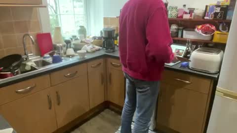 handz2 online show from February 15, 2025, 9:49 am