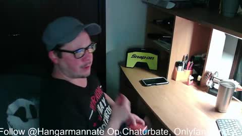 Snapshot of hangarmannate chatting on May 4, 2026, 1:12 am Nate online show from May 4, 2026, 1:12 am