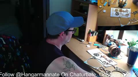 Snapshot of hangarmannate chatting on May 21, 2026, 10:28 pm Nate online show from May 21, 2026, 10:28 pm