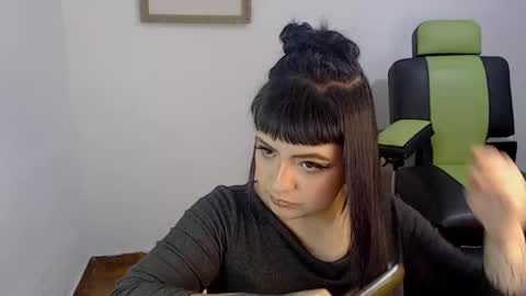 JUANA online show from December 16, 2024, 4:02 am