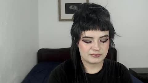 JUANA online show from September 16, 2025, 4:30 pm