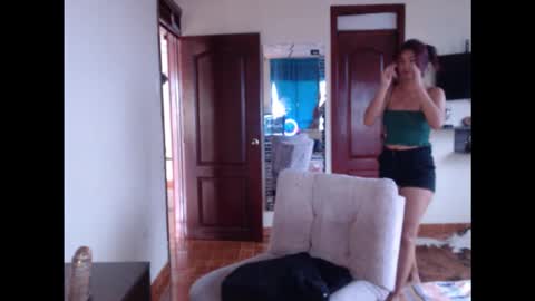 Snapshot of hanna_beily chatting on February 19, 2026, 6:15 pm hanna online show from February 19, 2026, 6:15 pm