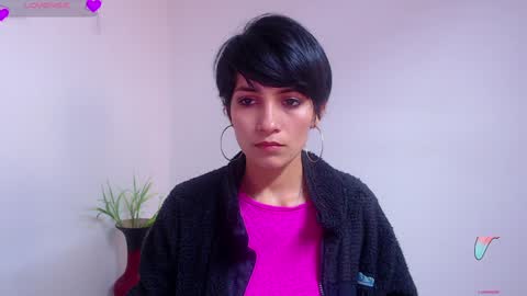 Snapshot of hanna_chloe chatting on January 4, 2025, 5:16 pm Sara online show from January 4, 2025, 5:16 pm