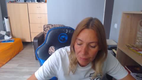 Snapshot of hanna_ha chatting on September 11, 2025, 12:27 pm hanna_ha online show from September 11, 2025, 12:27 pm