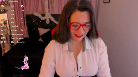 Snapshot of hanna_ma chatting on January 6, 2026, 2:10 pm hanna_ma online show from January 6, 2026, 2:10 pm