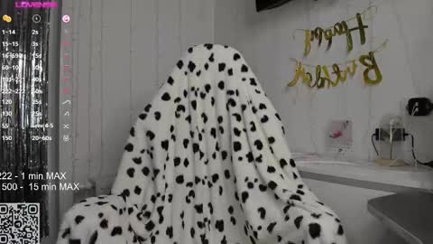 Snapshot of hanna_montanas chatting on February 2, 2025, 6:10 pm hanna montanas online show from February 2, 2025, 6:10 pm