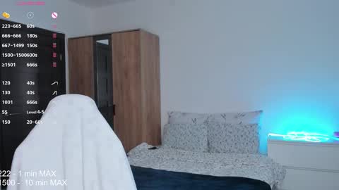 Snapshot of hanna_montanas chatting on September 22, 2025, 1:13 pm hanna montanas online show from September 22, 2025, 1:13 pm