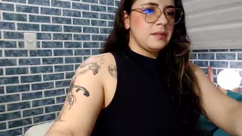 Snapshot of hanna_moons chatting on March 30, 2026, 2:45 am hanna_moons online show from March 30, 2026, 2:45 am