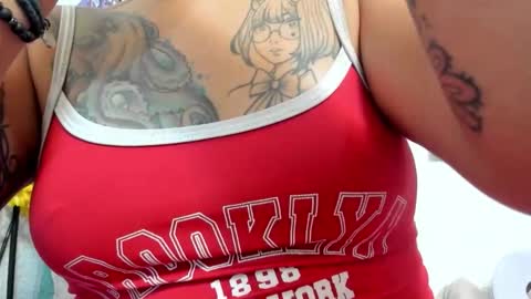 Snapshot of hanna_moore10 chatting on February 2, 2026, 6:50 pm Hanna online show from February 2, 2026, 6:50 pm