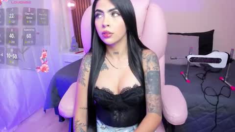 Hanna  online show from March 26, 2026, 8:47 pm