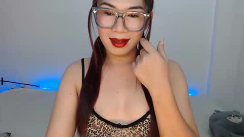 Hannah online show from October 20, 2025, 3:51 am