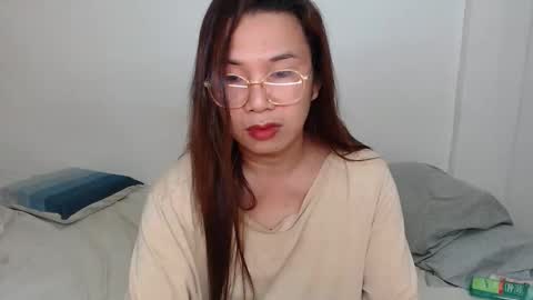 Snapshot of hannabanana_ts chatting on January 17, 2026, 4:11 pm Hannah online show from January 17, 2026, 4:11 pm