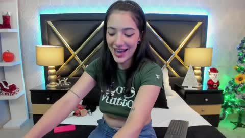 HannaDawsons online show from December 30, 2024, 11:28 pm