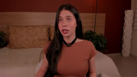 Hannah online show from November 20, 2025, 11:59 pm